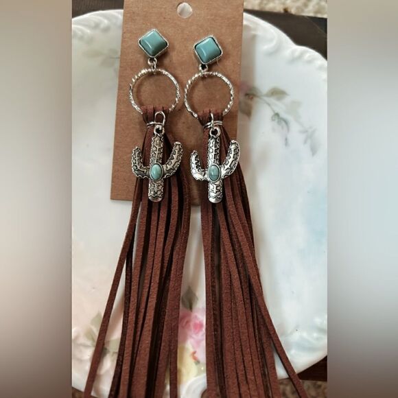 Boho statement earrings A81 - Picture 4 of 5